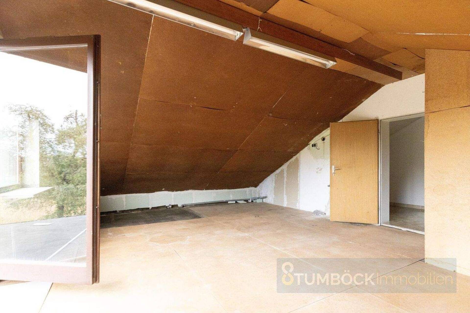 Einfamilienhaus in 79541 Lörrach mit 300 m² kaufen
