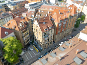 +++ "Belle Etage" im Kernerviertel - stilvoll wohnen im klassischen Altbau +++