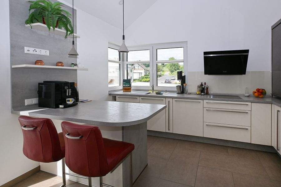 Exklusives Einfamilienhaus mit besonderer Architektur! – Fuldatal – Vorschaubild 3