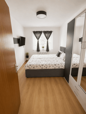 Lichtdurchflutete 3-Zimmer-Wohnung mit großem Sonnenbalkon in zentraler Wohnlage – 47053 Duisburg – Vorschaubild 7