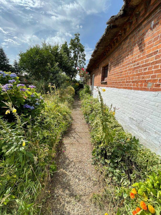 Provisionsfrei* Denkmalgeschütztes Reetdachhaus von 1865 - großes Grundstück & Ausbaupotenzial – Seeth – Vorschaubild 8
