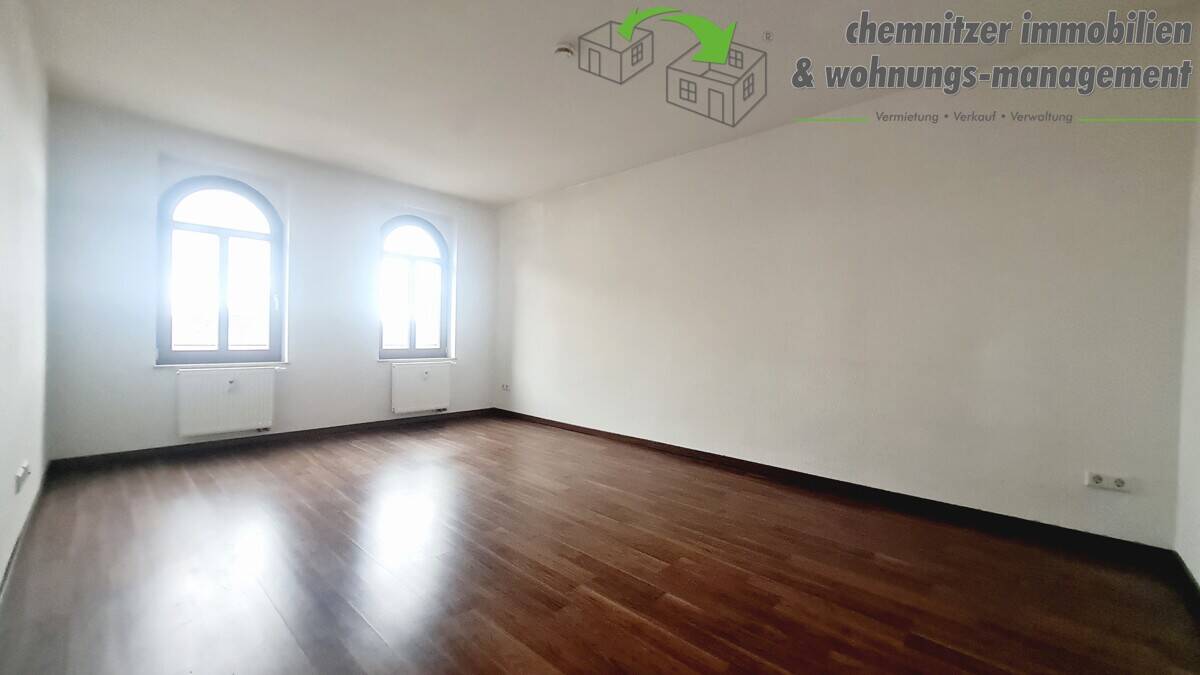 WG-geeignete, moderne 4-Raum-Dachgeschosswohnung mit Balkon - am Rande des Chemnitzer Zentrums – Chemnitz – Vorschaubild 2