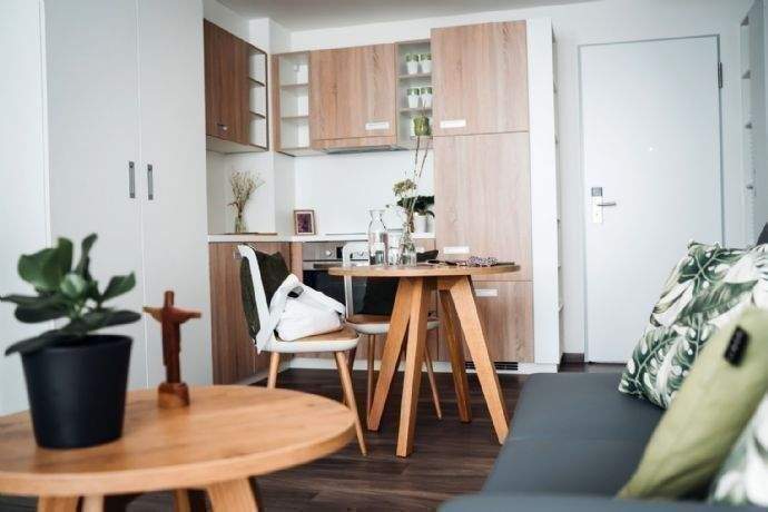 Möblierte Komfort-Apartments mit Balkon - Urban Living Heilbronn – Heilbronn – Vorschaubild 4