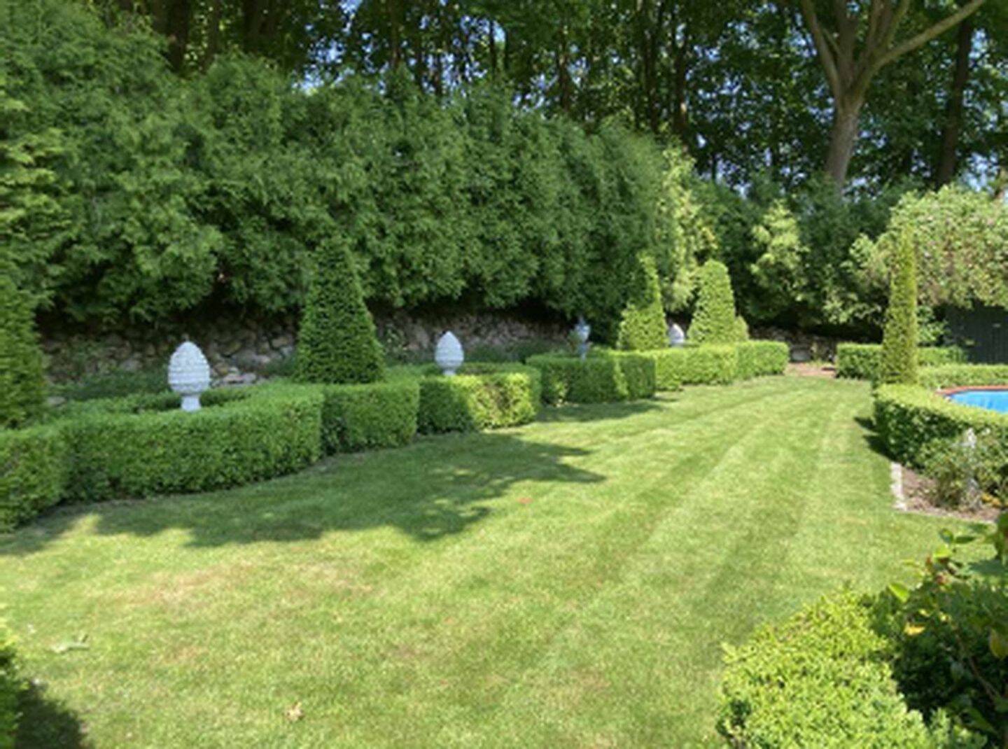 Einzigartiges Wohnensemble am See: Jugendstilvilla, 3-Zimmer-Einliegerwohnung & Wintergarten-Oase – Glückstadt – Vorschaubild 4