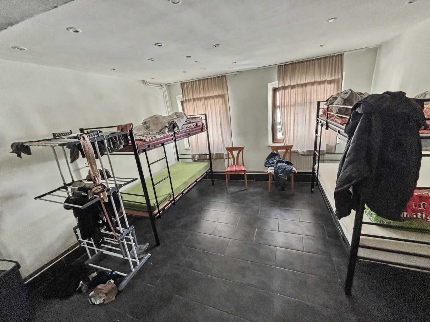 Vermietetes Wohn- und Geschäftshaus mit Laden + 8 Apartments in der Altstadt in Nürnberg – Nürnberg – Vorschaubild 4