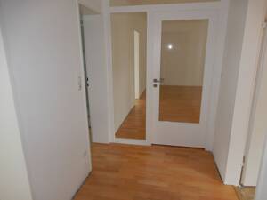 Horn - Nößlerstr. - ruhig gelegene Eigentumswohnung - ca. 80m² - Fahrstuhl - 1. Etage - Gemeinschaftspool & Sauna - PKW Stellplatz - Keller - Balkon – 28359 Bremen – Vorschaubild 5