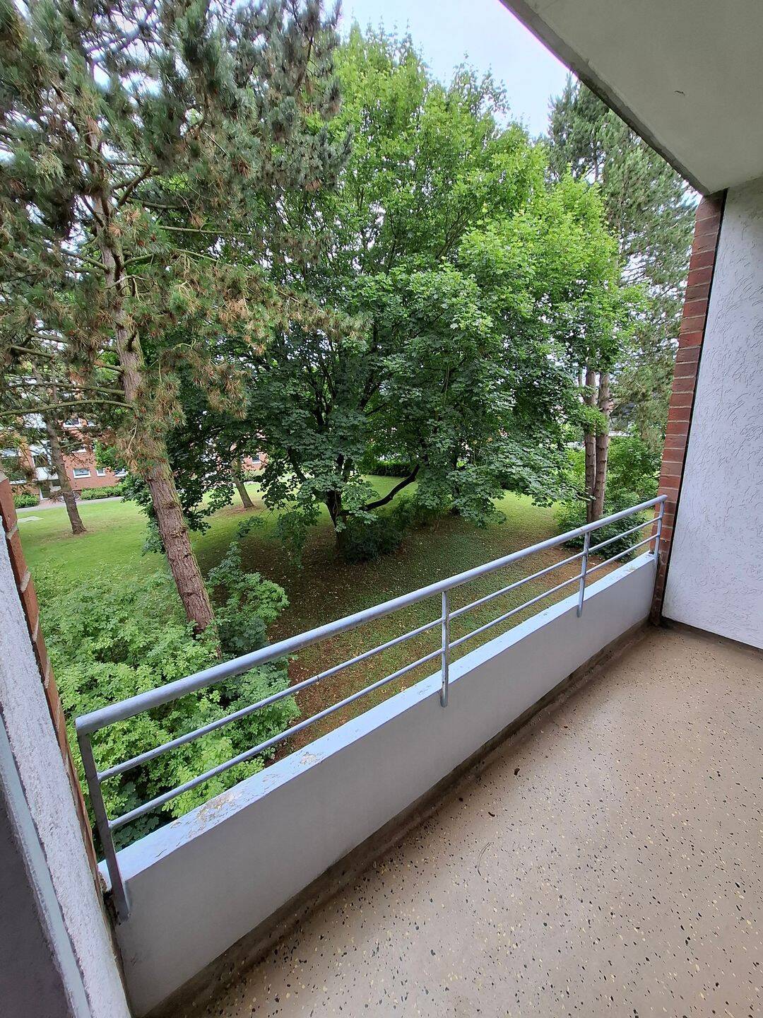 Renovierte 2-Zimmerwohnung mit Balkon in Buntekuh