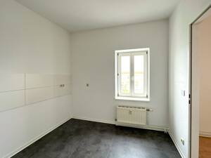 Süße Dachgeschosswohnung mit Wannenbad – 39108 Magdeburg – Vorschaubild 8