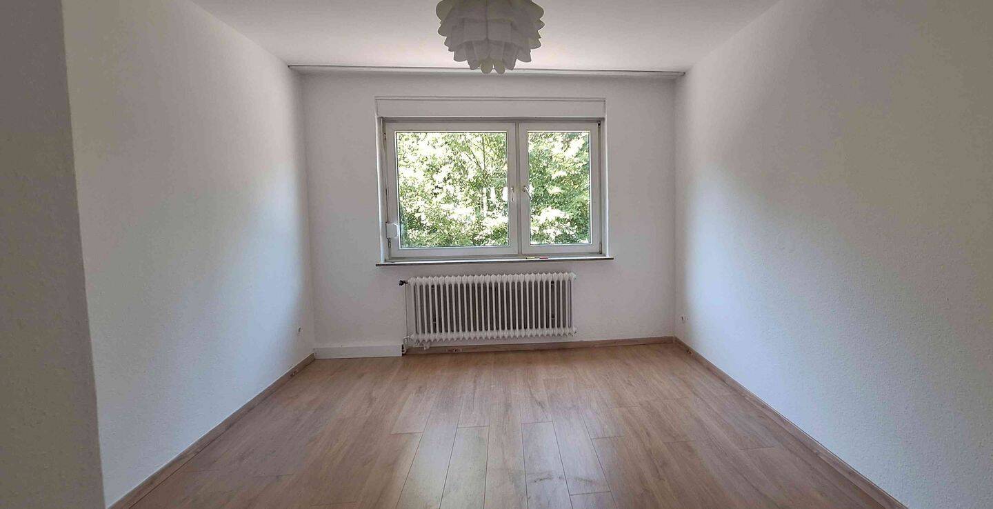 Attraktive Kapitalanlage: Voll vermietetes MFH (8 WE, 399 m²) – Mönchengladbach – Bild 1 von 6