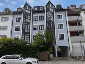 AIGNER - Vermietete 3-Zimmer-Wohnung mit Balkon in Milbertshofen