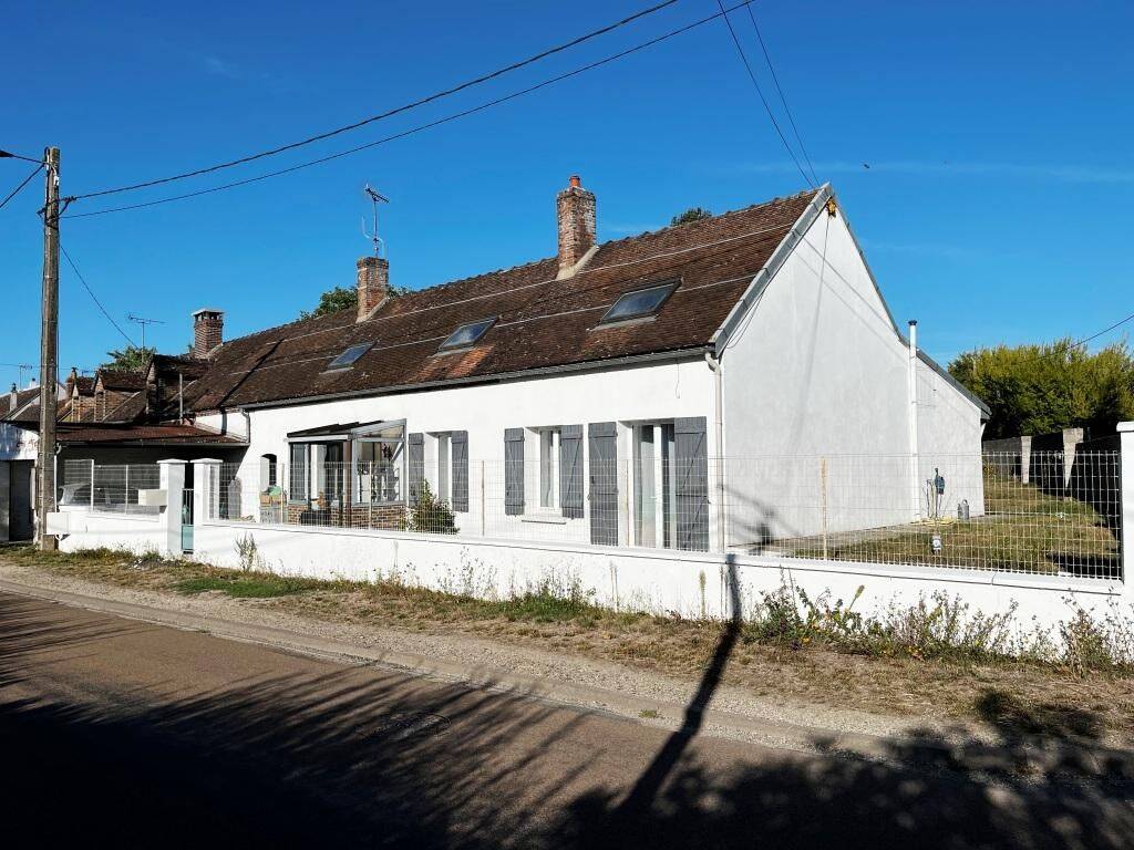 Maison 5 pièces 116 m² · à Villeneuve-l'Archevêque · 116 m² · 116 600 €