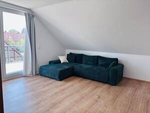 Wunderschöne Dachgeschosswohnung mit großzügiger Sonnenterrasse in Braunschweig-Querum – 38108 Braunschweig – Vorschaubild 3