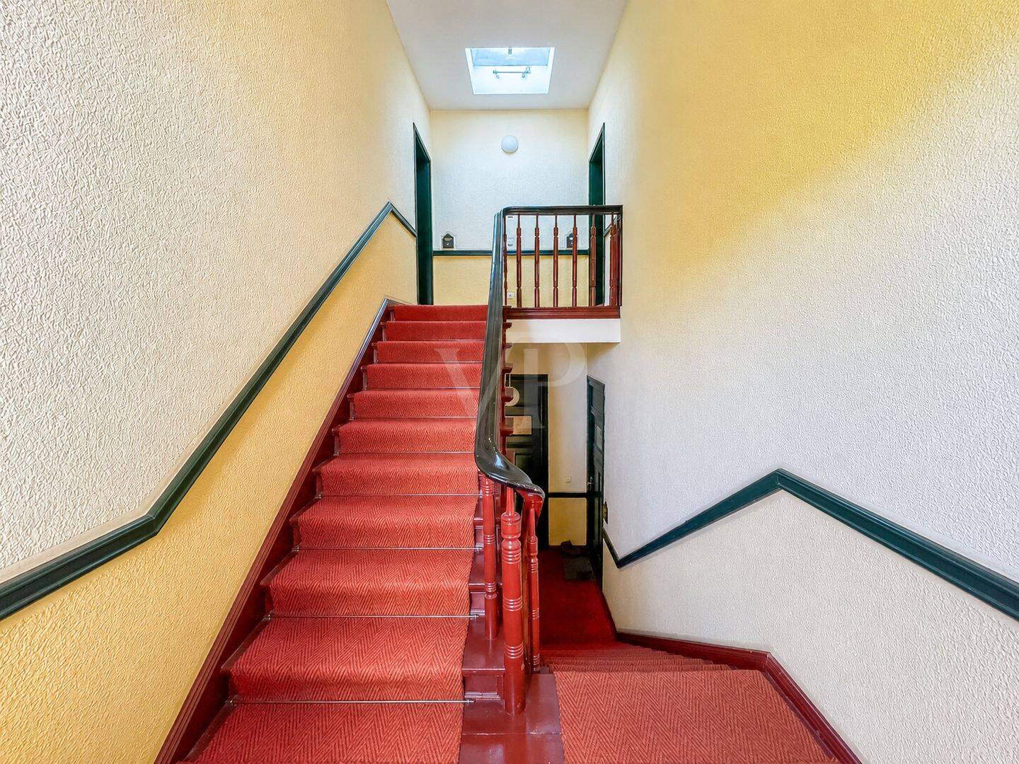 Charmante Dachgeschosswohnung in ruhiger Lage inkl. Stellplatz – Berlin – Vorschaubild 4
