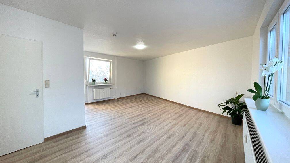 Renovierte 1-Zimmer-Eigentumswohnung mit Stellplatz - Stilvoll wohnen, nachhaltig investieren – Berlin – Vorschaubild 3