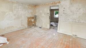 Sanierungsbedürftiges Reihenhaus – 23569 Lübeck – Vorschaubild 4
