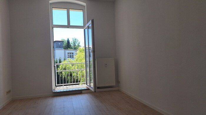 wunderbare 3 Raumwohnung mit EBK, Balkon und 2 Bäder – Chemnitz – Vorschaubild 6