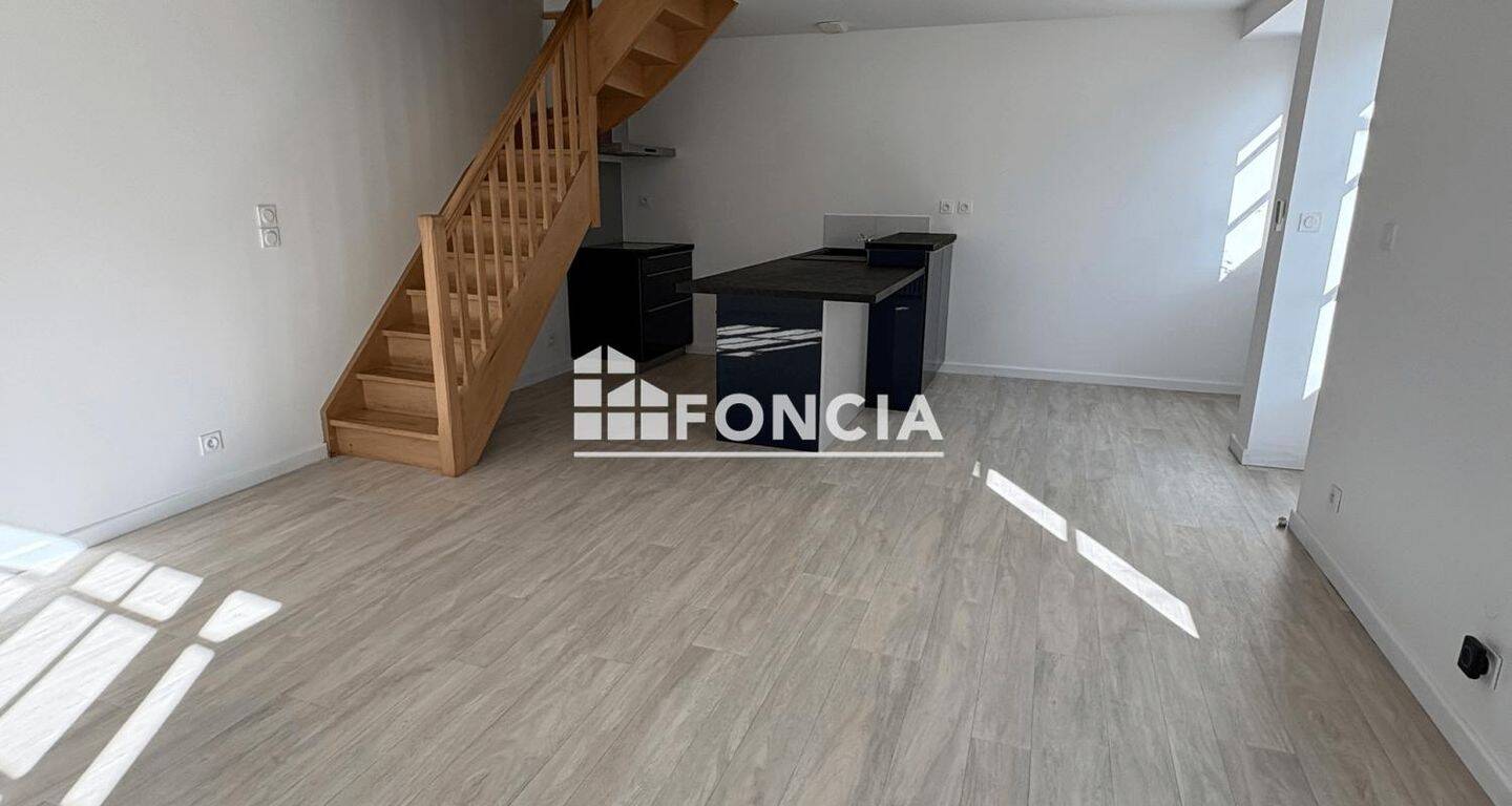 Appartement 3 pièces 84 m² · à Niort · 84,2 m² · 752 €/mois