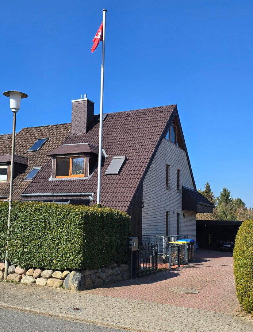 Provisionsfrei bis 15.06 in Scharbeutz: Reihenendhaus in ruhiger Sackgasse! – Scharbeutz – Bild 1 von 9