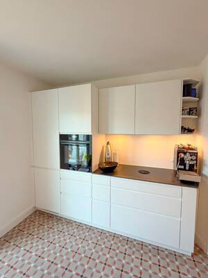 Sanierte 3-Zimmer-Altbauwohnung mit Balkon und Panorama-Elbblick – 20359 Hamburg – Vorschaubild 8