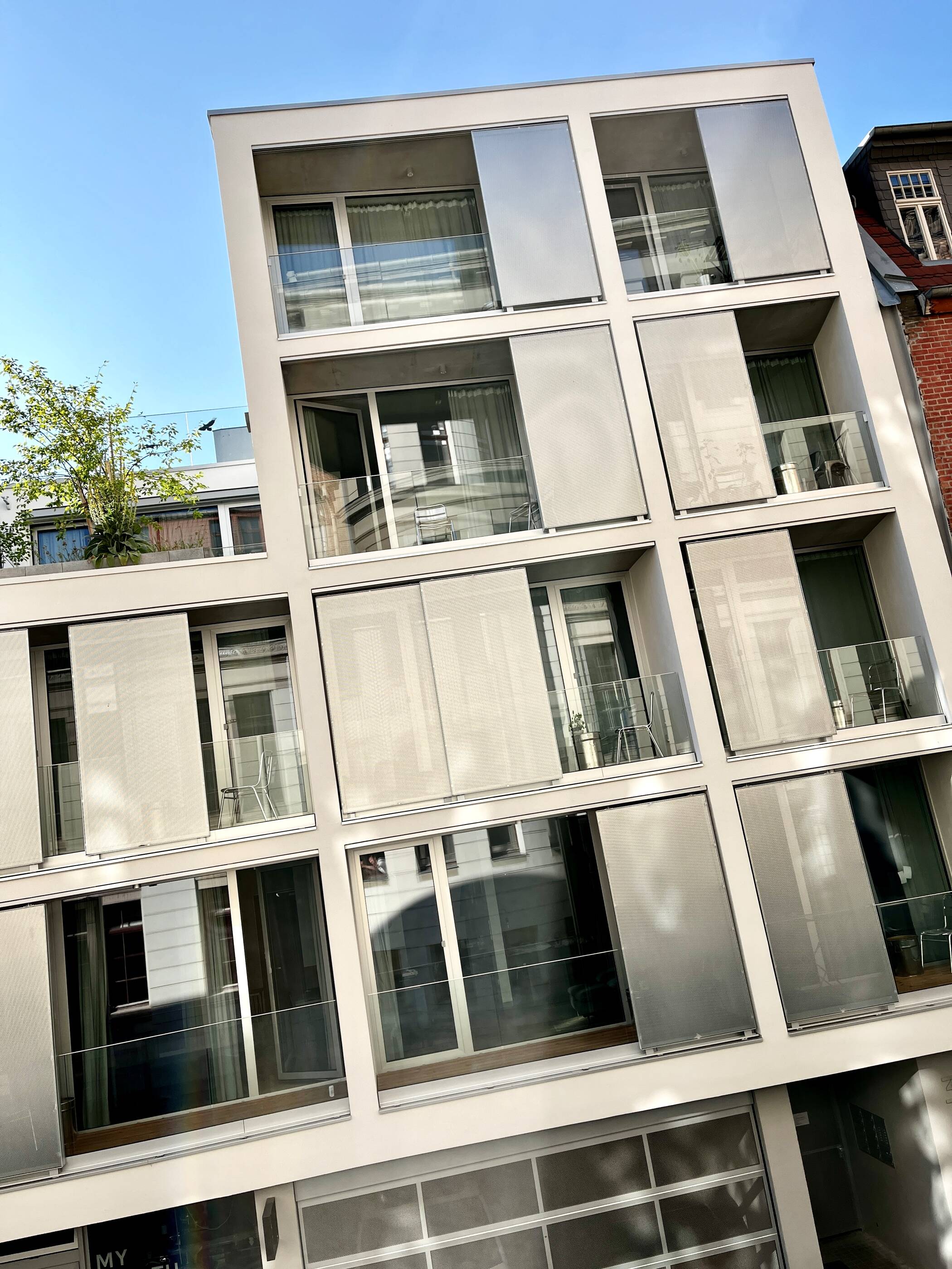 HUB 8 // 1-Raum-Apartment // ab September // Teil-/vollmöbliert // Uniplatz MLU