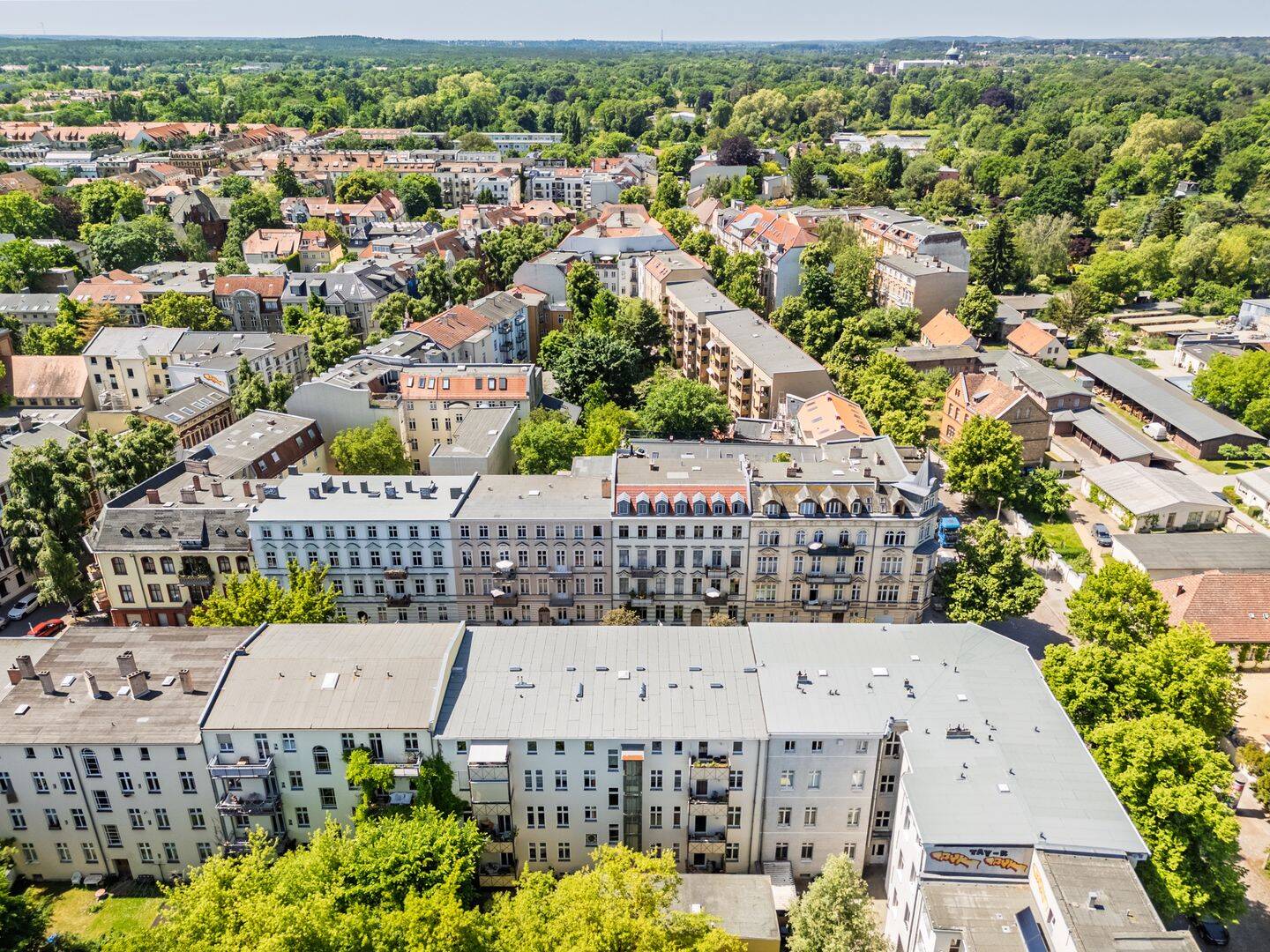 Large and modern 4-room apartment with elevator in a prime location - ideal for families – Potsdam – Vorschaubild 7