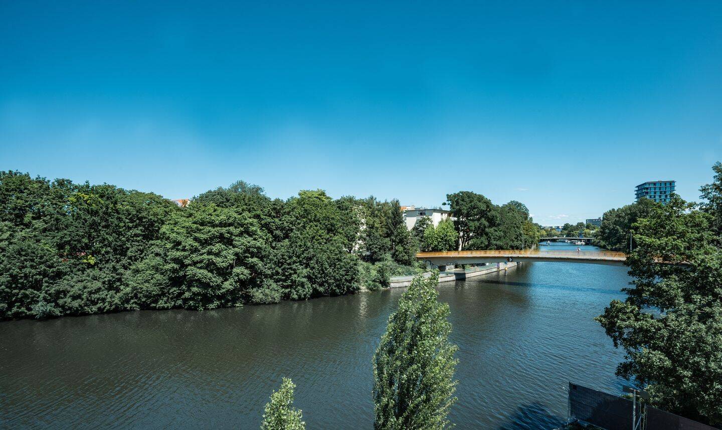 Spektakuläres Penthouse direkt an der Spree mit Wasserblick – Berlin – Vorschaubild 2