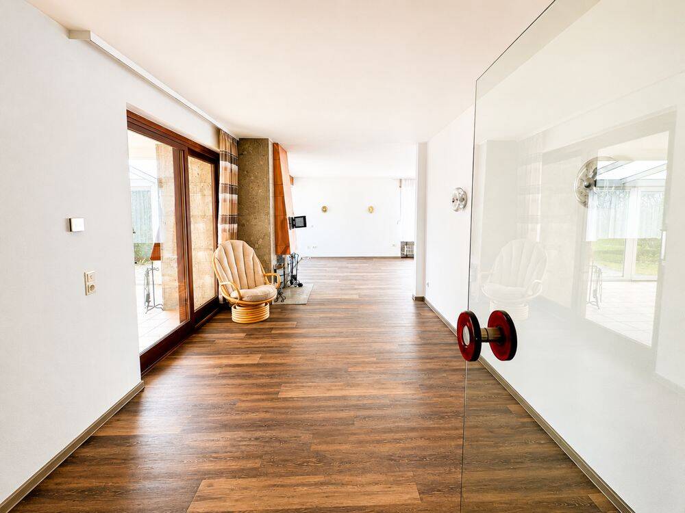 Ein Zuhause der Extraklasse - Exklusiver Bungalow mit außergewöhnlichem Wohnflair – Selb – Vorschaubild 5