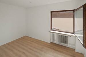 Wiesbaden-OT: Großzügiges Einfamilienhaus mit Einliegerwohnung in herrlicher Blicklage – 65207 Wiesbaden – Vorschaubild 5