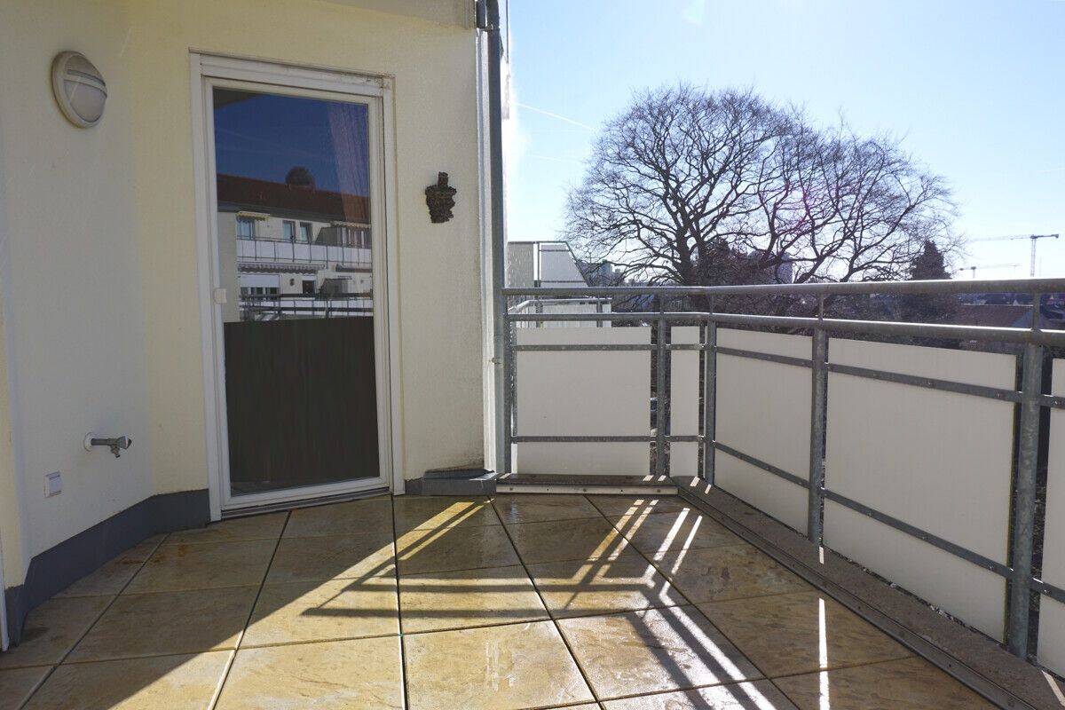 PURNHAGEN-IMMOBILIEN - Vegesack - geräumige Eigentumswohnung mit Balkon u. Garagenstellplatz! – Bremen – Vorschaubild 4