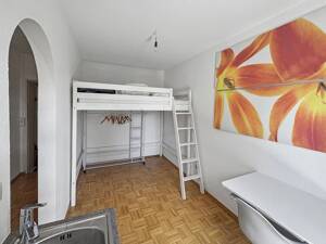 München: Attraktives Wohn- u. Geschäftshaus (Reiheneckhaus) mit Garten, Wintergarten, Teilvermietung – 80935 München – Vorschaubild 8