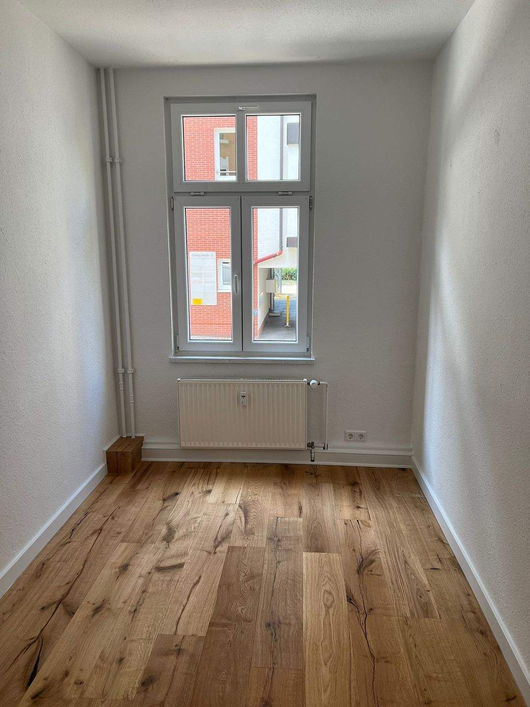***2 Zi. WE, Parkettboden, Terrasse, Tageslichbad mit Wanne, etc.*** – Leipzig – Vorschaubild 4