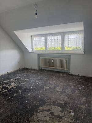 Charmante Dachgeschosswohnung mit Dachterrasse – 51105 Köln – Vorschaubild 5
