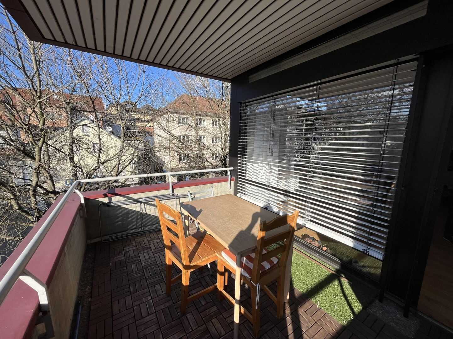 2-ZW mit Aufzug und sonnigem Balkon