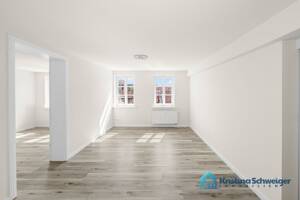 Erste Termine ab 26.7.! In der Altstadt & leerstehend! Renovierte 2 Zimmer-Whg. in kernsaniertem Haus – 90762 Fürth – Vorschaubild 2