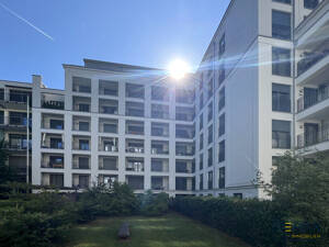 Moderne 3-Zimmer-Wohnung in München-Bogenhausen - Barrierefrei mit Loggia, EBK & Tiefgarage – 81677 München – Vorschaubild 2