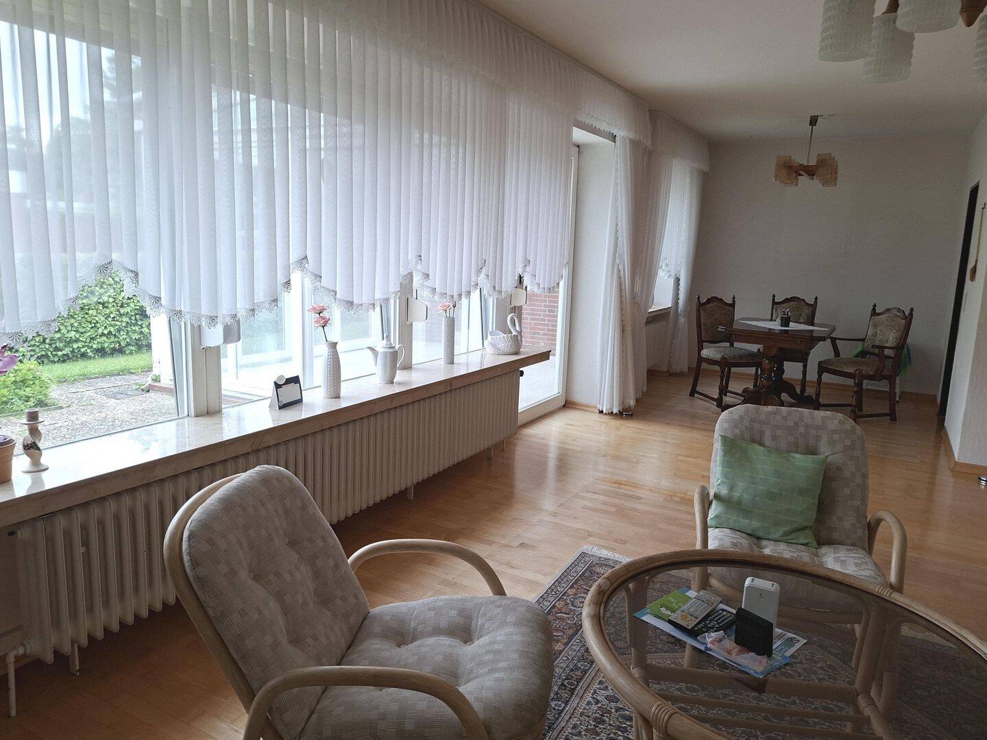 Einfamilienhaus in ruhiger Lage - Wintergarten - 2 Badezimmer - 3 Garagen - 3 Stellplätze – Schortens – Vorschaubild 9