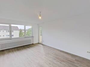Ihr neues Familiendomizil: Großzügige 4-Zimmer-Wohnung mit Balkon & 2 Tageslichtbädern – 33104 Paderborn – Vorschaubild 1