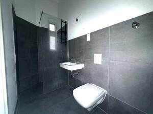 Ruhige Wohnung in zentraler Wohngegend – 12159 Berlin – Vorschaubild 3