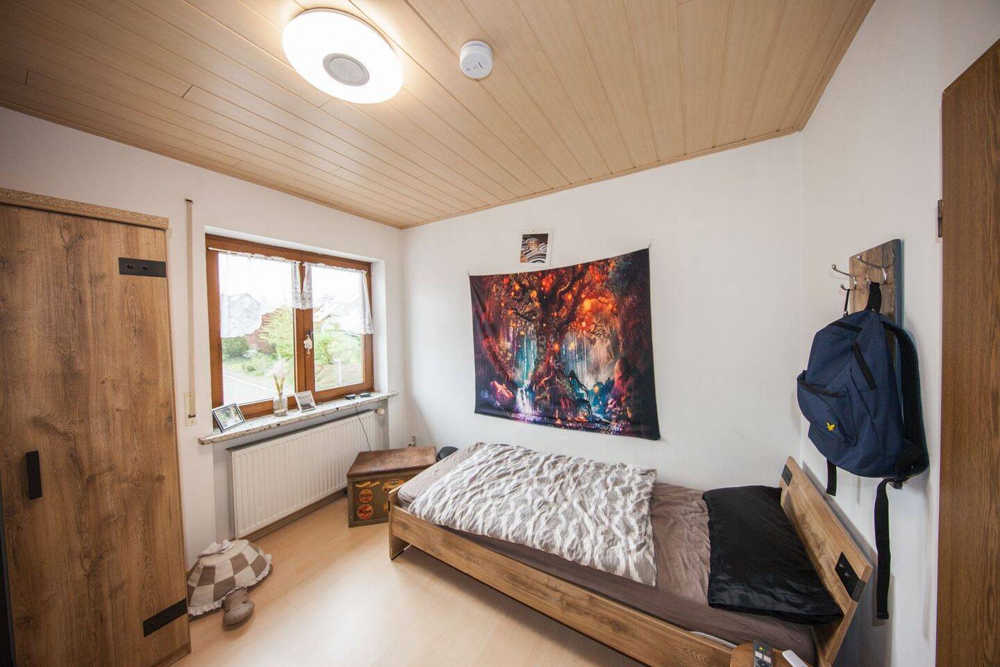 3-Familienhaus fortlaufend renoviert, ideal für Selbstnutzer oder Investoren! – Meeder – Vorschaubild 4
