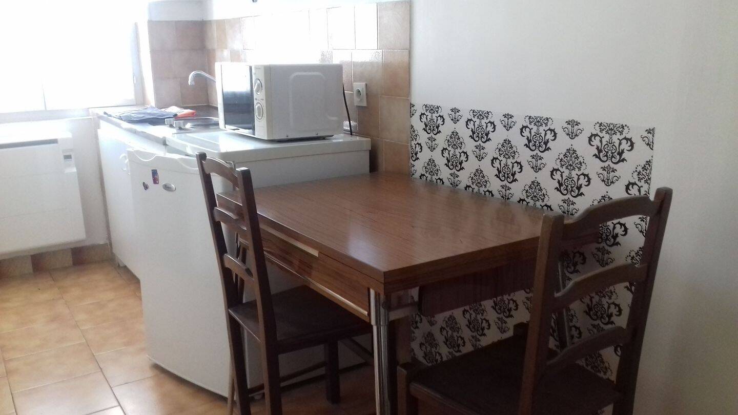 Appartement 1 pièce 20 m² · à Le Creusot · 20 m² · 295 €/mois