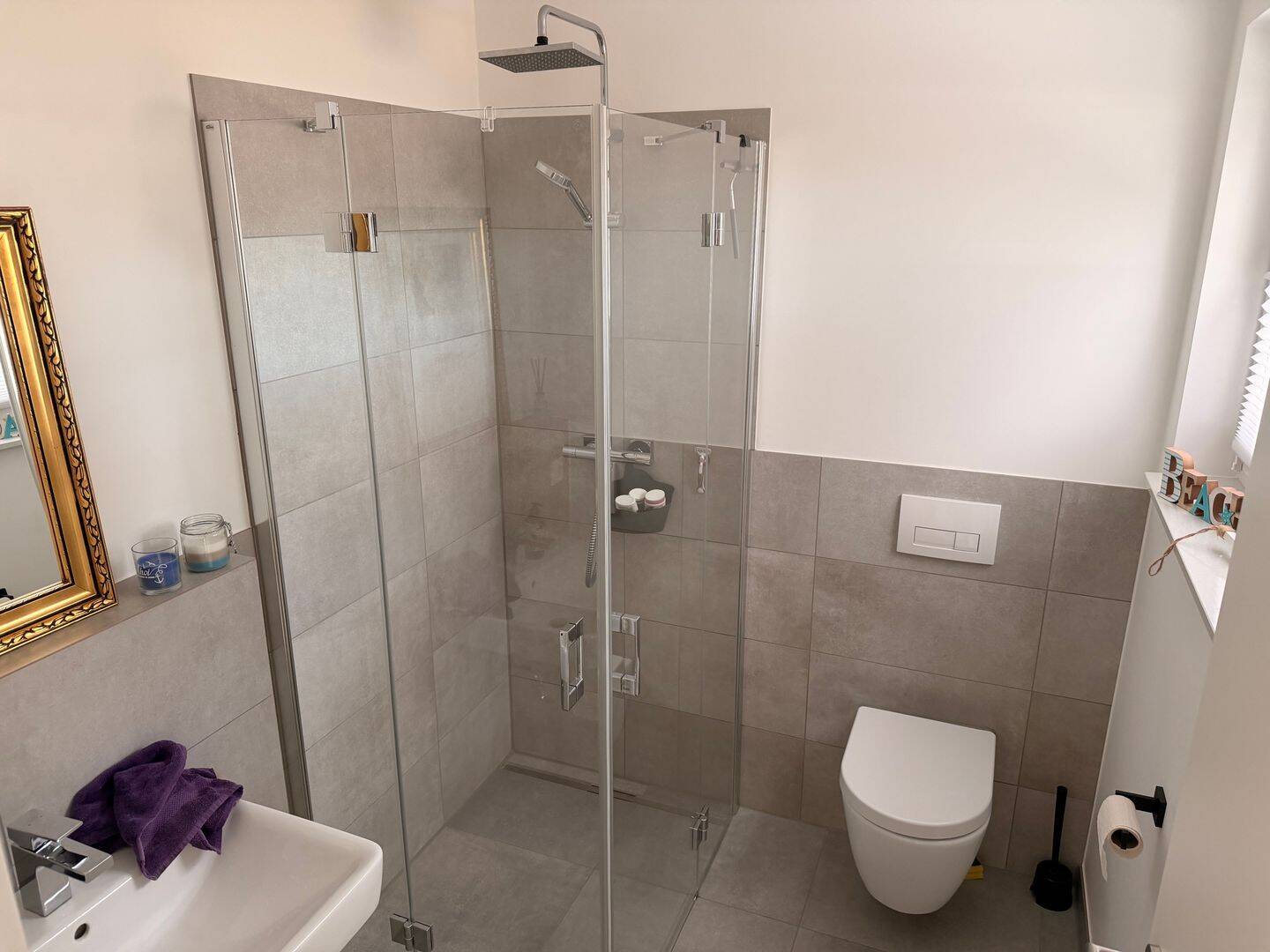 Moderne Doppelhaushälfte in Zinnowitz, fussläufig zum Strand - Smart Home, Fußbodenheizung, Wärmepumpe, 2 Stellplätze, Alarmanlage – Zinnowitz – Vorschaubild 5
