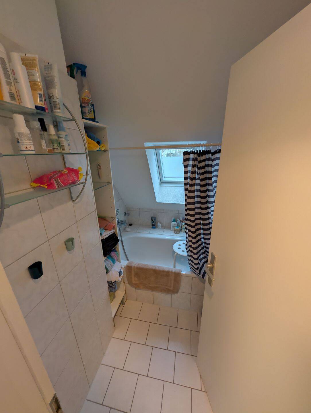 Dachgeschosswohnung Bochum-Wiemelhausen – Bochum – Vorschaubild 3