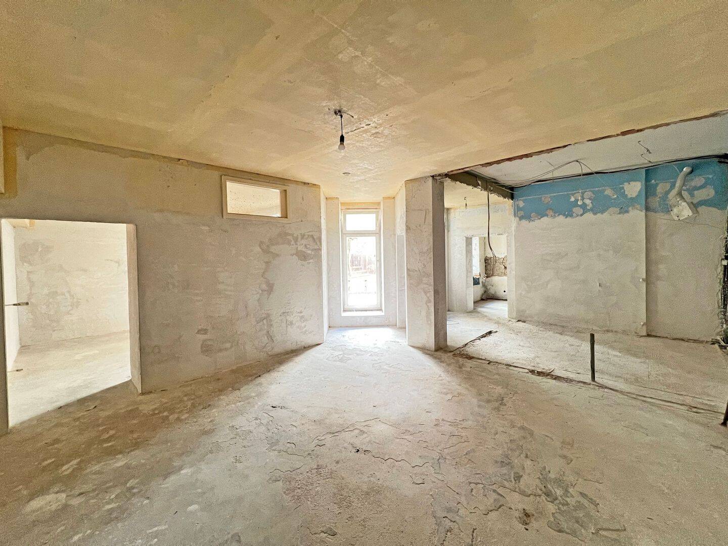 Friedrichshain: Bezugsfreie EG-Wohnung zum Selbstausbau mit stufenlosem Zugang – Berlin – Vorschaubild 2