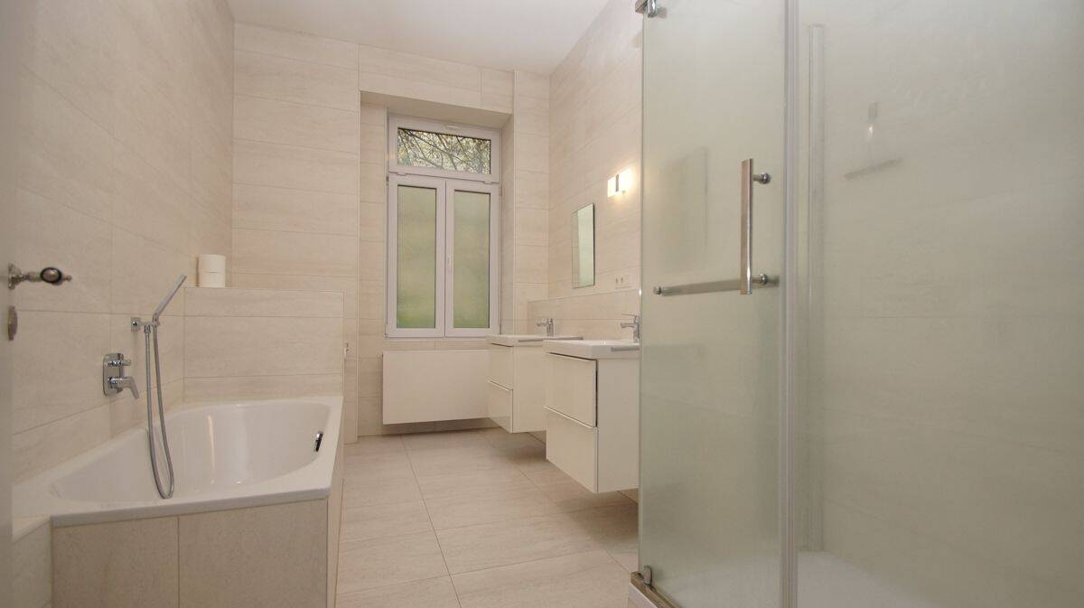 Modern meets artistic Art Nouveau - ca. 135m², 4 Room elegance that fulfills every wish!!! – Wiesbaden – Vorschaubild 8
