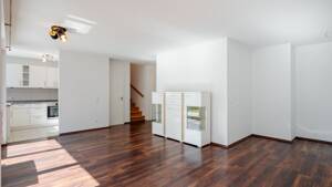 Helle neuwertige Eigentumswohnung mit eigenem Garten und Tiefgaragenstellplatz im Quartier Colonia – 51103 Köln – Vorschaubild 9
