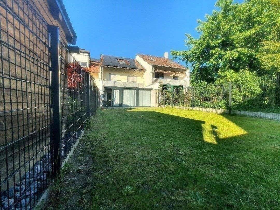 Großzügiges Eigenheim mit Wintergarten, 4 Bäder – Aichach – Vorschaubild 2