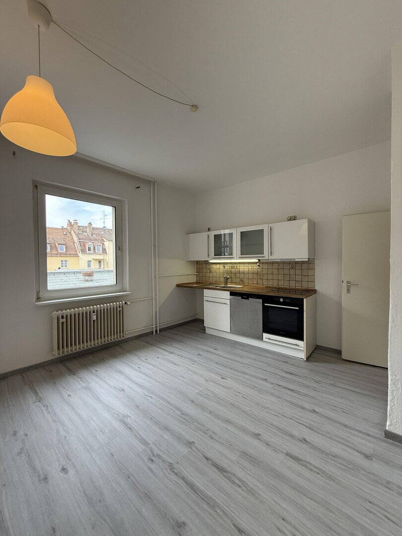 Sonnige 2-Zimmer-Eigentumswohnung im Altbau, 3. OG, ca. 66 m2, Keller & Dachboden – Nürnberg – Vorschaubild 5