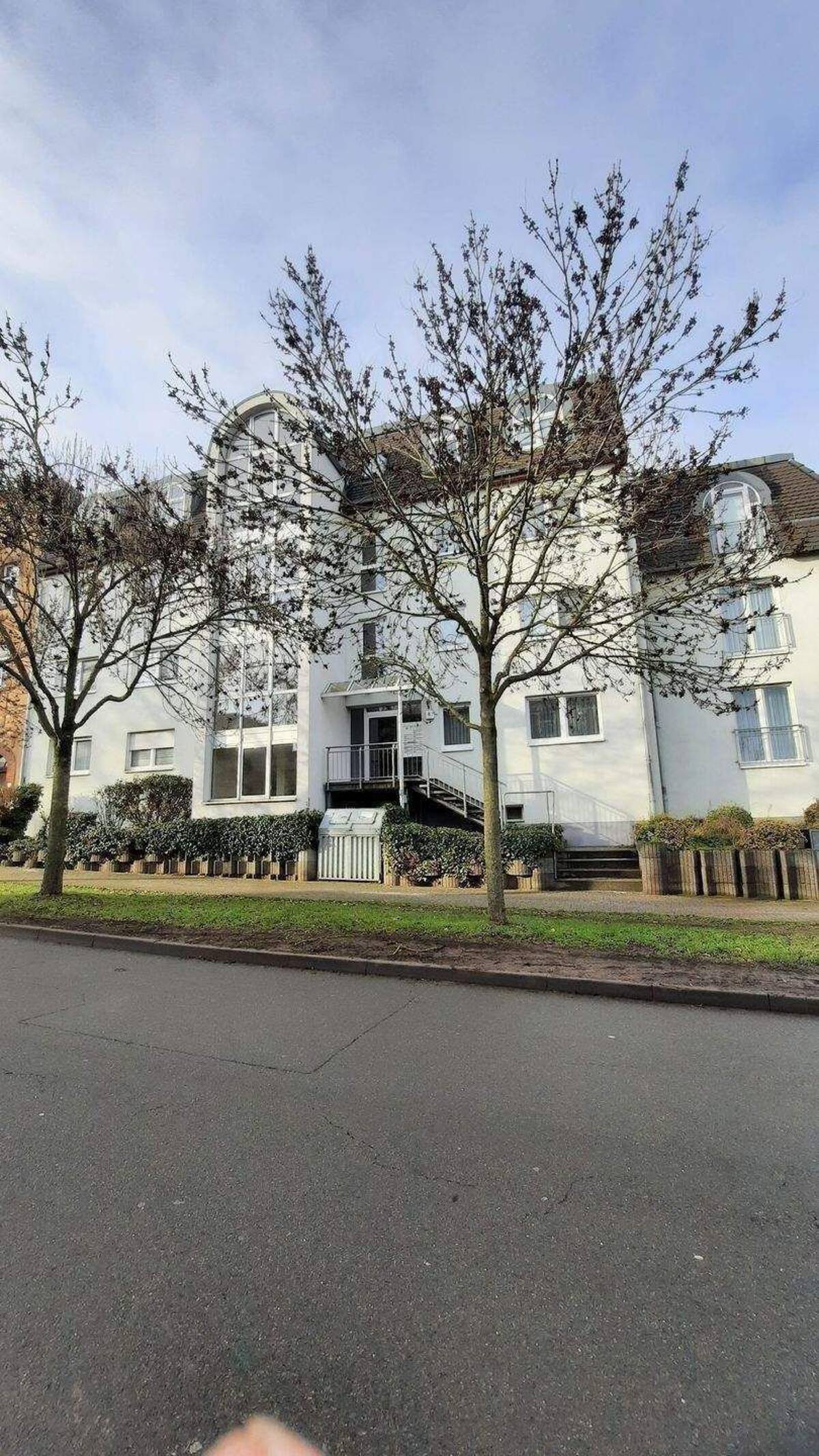 Schöne 2-Raum Wohnung in ruhiger Lage mit großem Balkon – 39122 Magdeburg – Bild 1 von 9