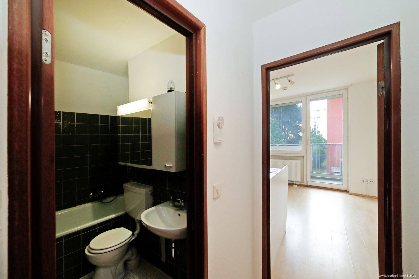 Berg am Laim: 1-Zimmer-Wohnung mit viel Potenzial im 2. OG mit Südbalkon! – München – Vorschaubild 2