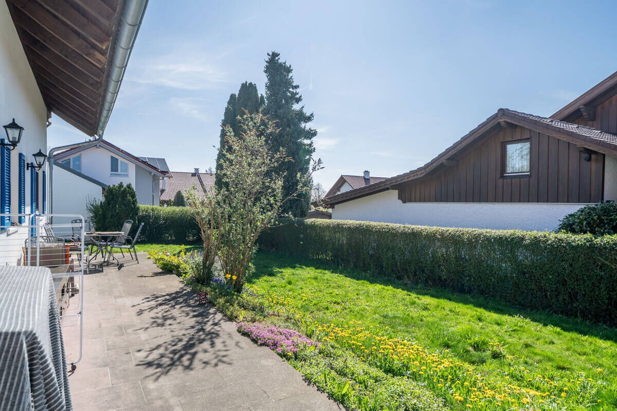 Idyllisch gelegen & großzügig geschnitten - Zweifamilienhaus mit Charme in Issing – Vilgertshofen – Vorschaubild 9